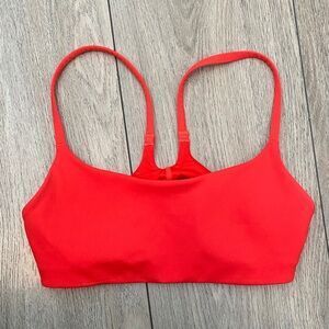 Lululemon Women's Sports Bra SIZE 6